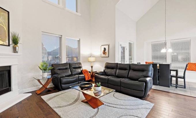 McKinney House | TCH - Spacious 3bd/2.5ba home in McKinney w/Office