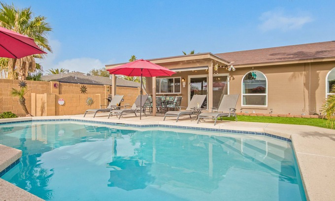 La Paz At Desert Springs House | Teal Gardens-Pool & Large Lawn-Scottsdale Quarter