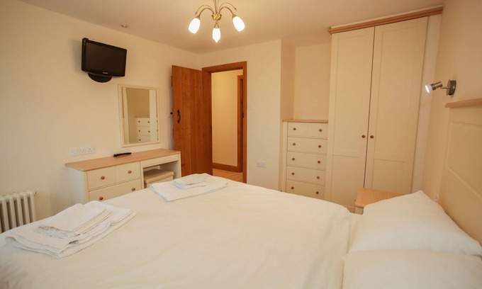 Rhyd-y-clafdy Cottage | TEGID - a bungalow that sleeps 4 guests in 2 bedrooms