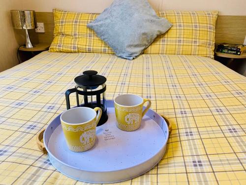 Dawlish Warren House | TEIGNBRIDGE - Delightful caravan on a peaceful caravan park in Dawlish Warren