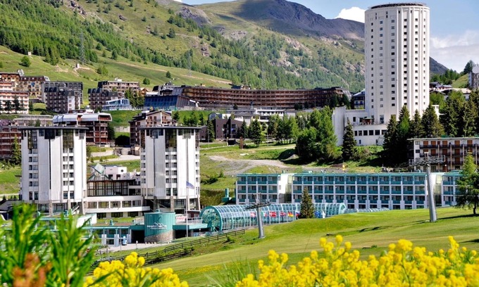 Sestriere Apartment | Teleo 106 Ski In - Ski Out 50m