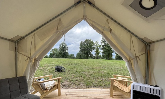 Silver Point RV Rental | Tentrr Signature Site - Fanboy at Defenders Retreat - Site E