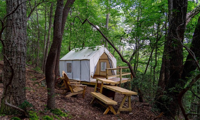 Gans RV Rental | Tentrr State Park Site - WV Coopers Rock State Park - Site E - Single Camp