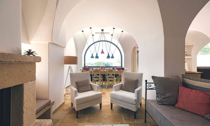 Cisternino Villa | Terra, Fuoco & Acqua Apartment – Scenic Villa Escape.