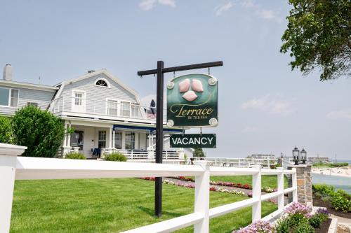 Ogunquit Hotel | Terrace By The Sea