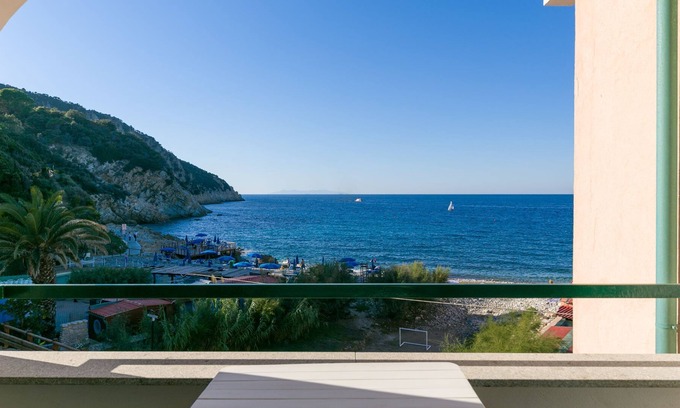 Marciana Marina Apartment | Terrace with fantastic sea view - Apartment Gianna