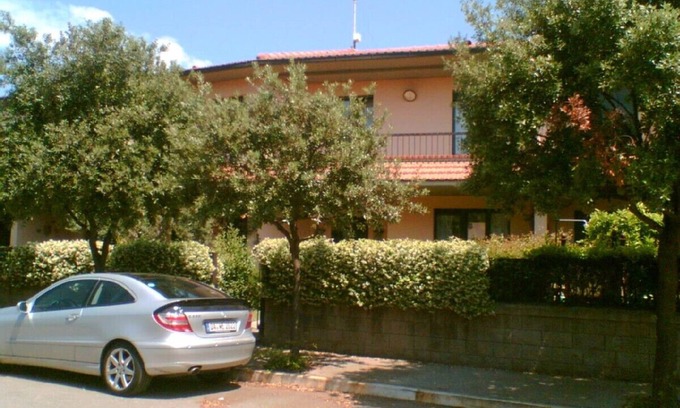 Follonica House | Terraced house (2 floors), 200 mtr to the beach - opposite the island Elba