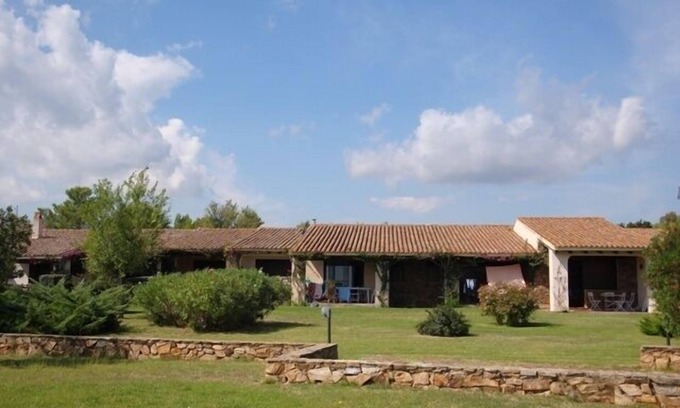 San Teodoro House | Terraced house in an exclusive residence with private access to the beach.