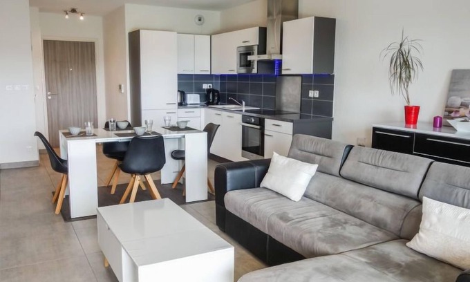 Saint-Cyprien Apartment | Terrasse de Lucie by Interhome