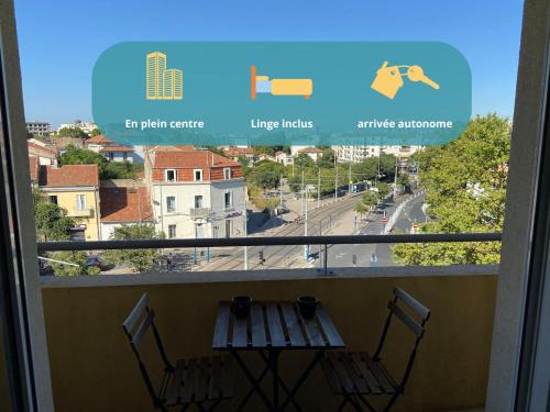 Gares Apartment | Terrasse du soleil, Studio proche Gare Montpellier