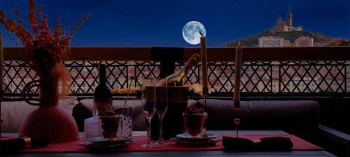 Hotel-de-Ville Apartment | Terrasse Vieux Port luxueux