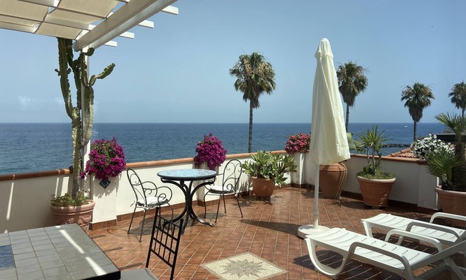 Torre Archirafi House | Terrazza al mare