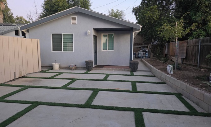 Thousand Oaks House | Terrific 2-bedroom house with AC in Thousand Oaks