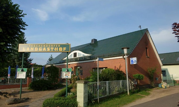 Oberhavel Bed & Breakfast | Teschendorfer Landgasthof