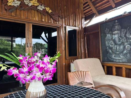 Nong Chaeng House | Thai Tom s GuestHouse