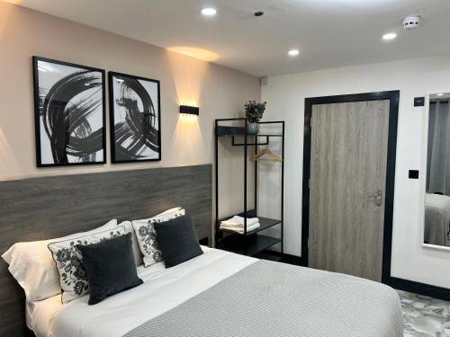 Ashford House | Thandi House Heathrow Airport