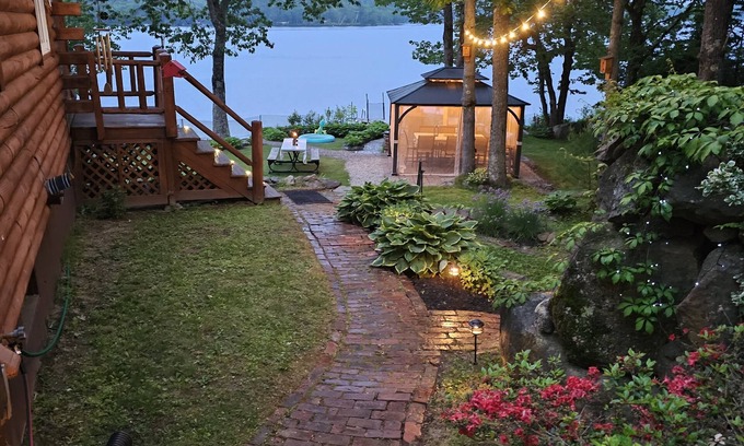 Washington House | THANKSGIVING SPECIAL, RENT 3 NIGHTS GET 4TH NIGHT FREE!