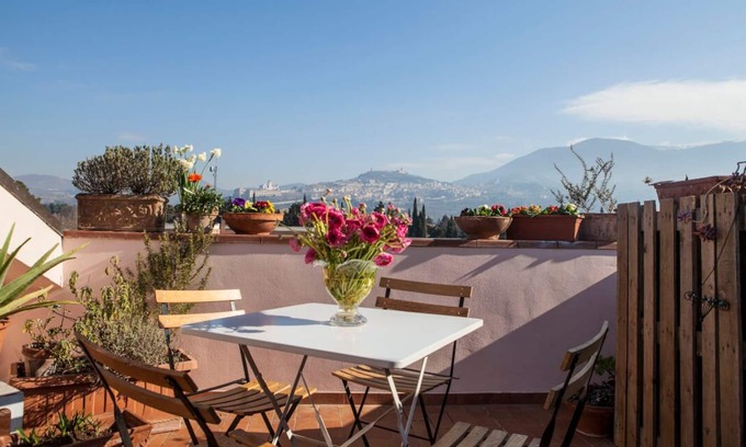 Santa Maria degli Angeli Apartment | The Attico Apartment with beautiful view of Assisi