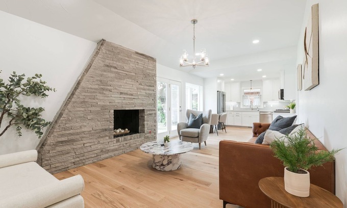 Central Oklahoma City House | The Abbey at Lake Hefner