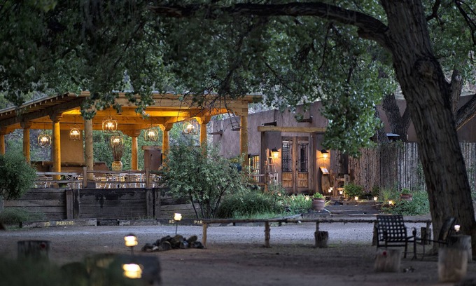 Abiquiu Hotel | The Abiquiu Inn