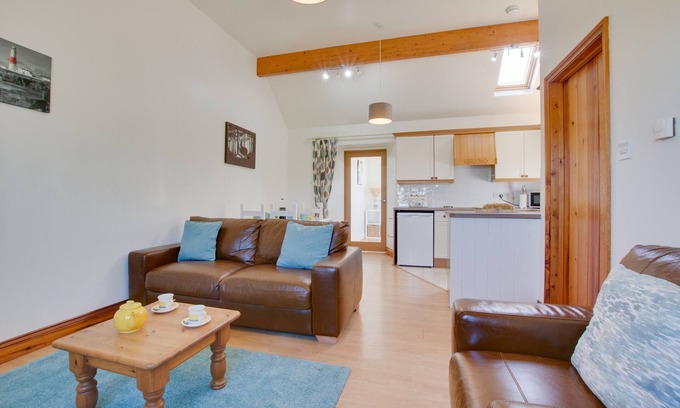 Aldborough House | The Antingham - Two Bedroom House, Sleeps 4