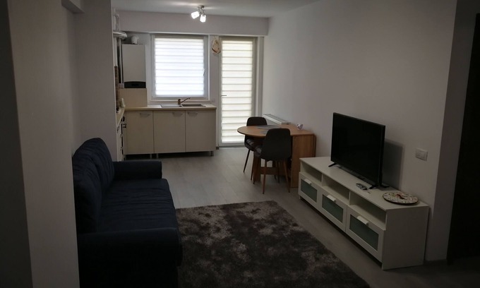 Bacau Apartment | The apartment is placed in a condominium located in a residential complex.