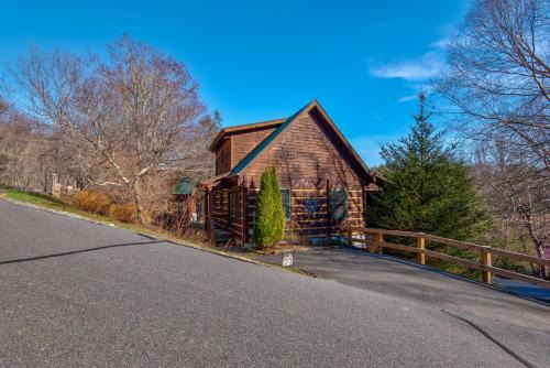 Blowing Rock House | The Apple Cabin