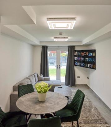 Salford Apartment | The Ashcroft Apartments Free Parking