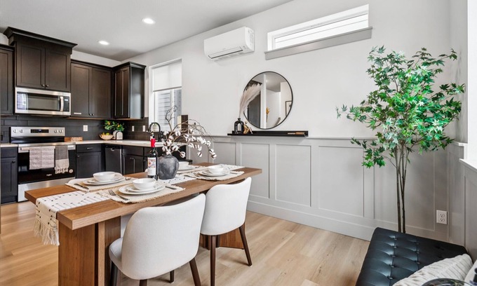 Humboldt House | The Azure in the Heart of Portland