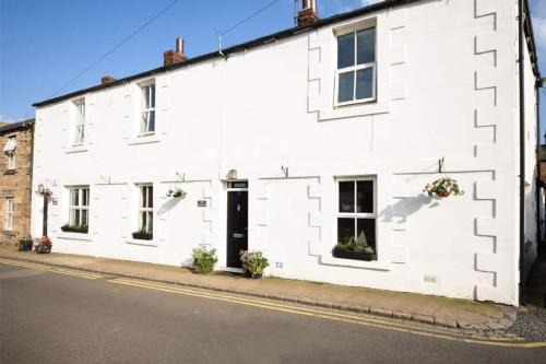 Seahouses House | The Bakehouse Guest Suites Room Only Accommodation
