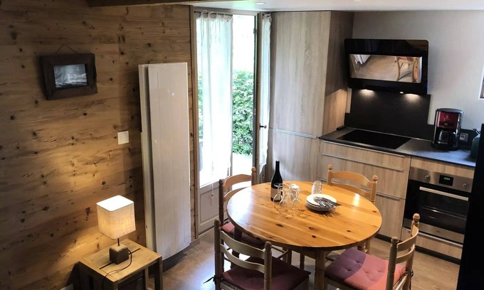 Barcelonnette Ski Chalet | The Barce Chalets - Chalets for 6 People