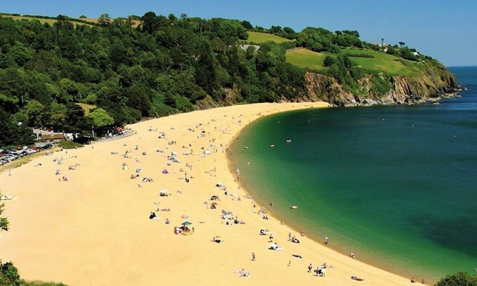 Torcross Cottage | The Barn, 20 At The Beach