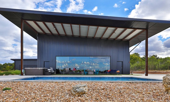Abilene House | The Barn at Wayward Crossing