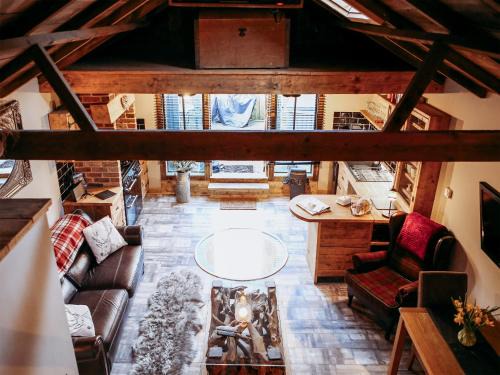 Belton House | The Barn