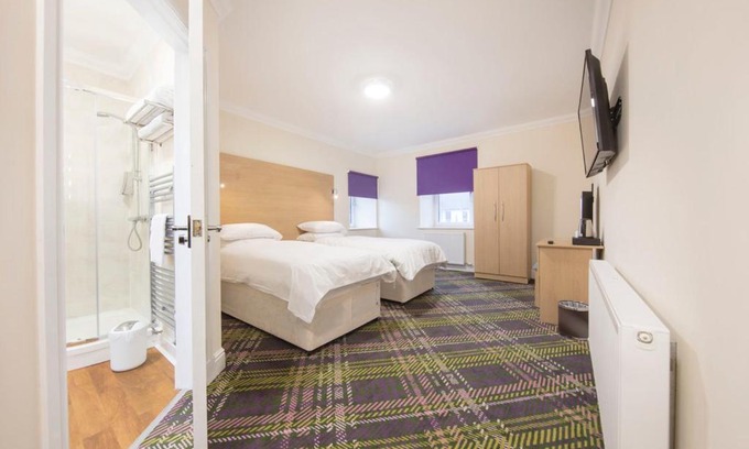 Hamilton Hotel | The Bay Horse