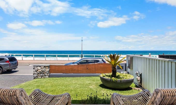 Merewether House | The Beach House on Merewether