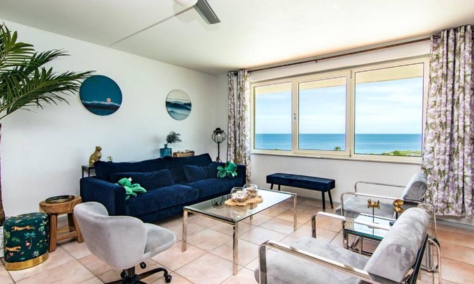 Piscadera Apartment | The Beach Penthouse