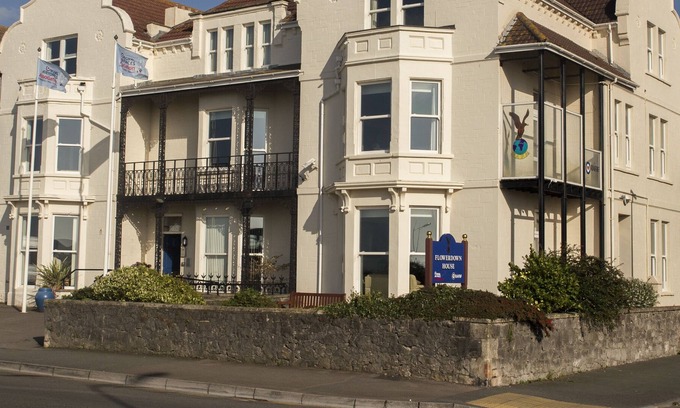 Weston-super-Mare Hotel | The Beach Weston