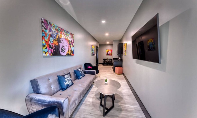 Biloxi Hotel | The Bella's Blonde Bombshell Suite, Sleeps 4, Private Balcony