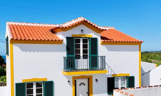 Biscoitos Apartment | The Biscuit House T2 by PontaNegraAzores