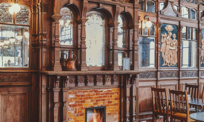 Kilburn Hotel | The Black Lion Pub & Boutique Guesthouse