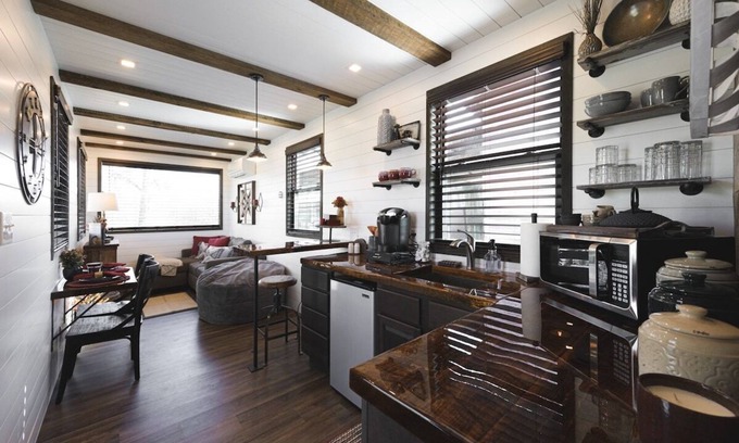 Waco House | *The Blue Ridge* Romantic! | *Hot Tub* | Fire Pit