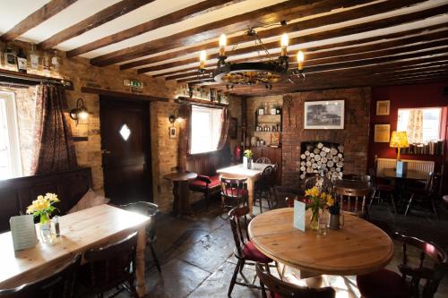 Frognall Hotel | The Bluebell
