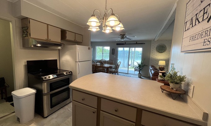 Frederic Cottage | The Bluegill Lake House- A Peaceful and Relaxing Getaway