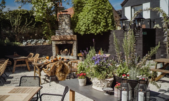 Gullane Hotel | The Bonnie Badger