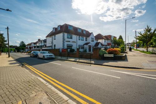 Barnhill Hotel | The Brent Hotel - London - Wembley