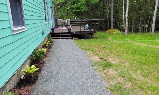 Ellsworth Apartment | The Buoy House - Acadia