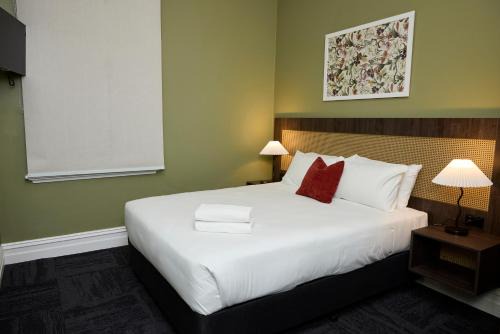 Bunbury Hotel | The Burlington Hotel