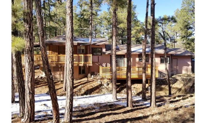 Prescott Cabin | The Cabin in the Pines