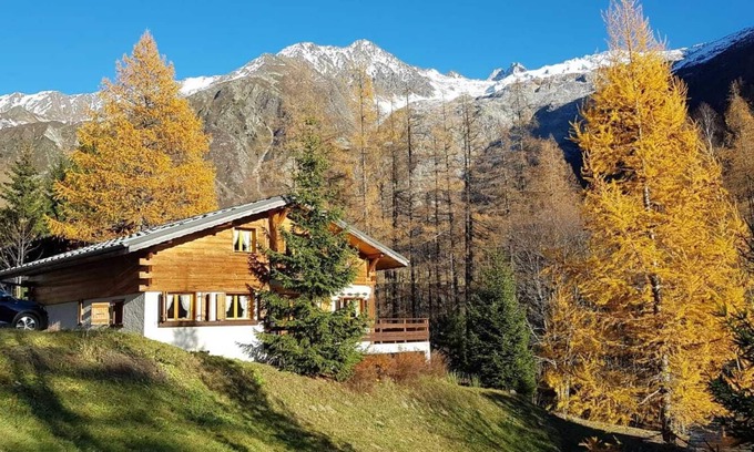 Chamonix-Mont-Blanc Ski Chalet | The "Carmiflore" Chalet - Cozy typical alpine cabin